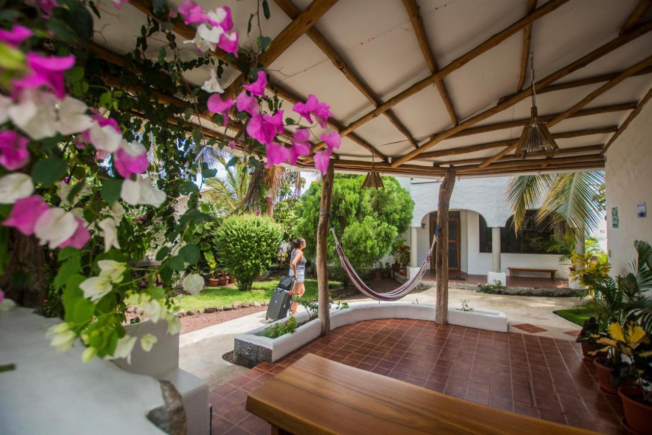 Hostal Suenos Silvestres Puerto Ayora  Exterior foto